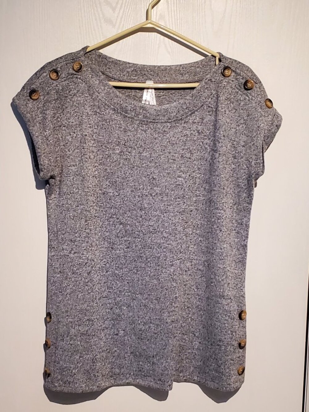 Women's French Twist Knitted Top Medium - As New
